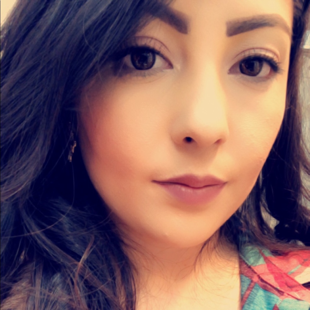 Meet your Posher, Diana